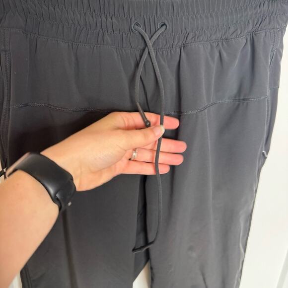 Lululemon Track To Reality Pant Black Drawstring Swift Jogger Size 4 - Picture 4 of 6